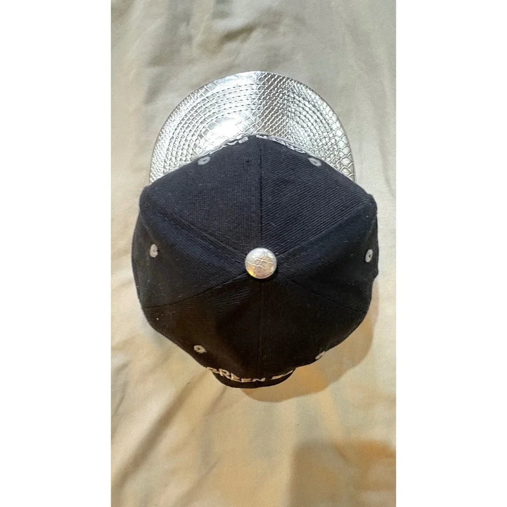 New League Green Bay Snapback Baseball‎ Cap Silver Snake Texture Brim